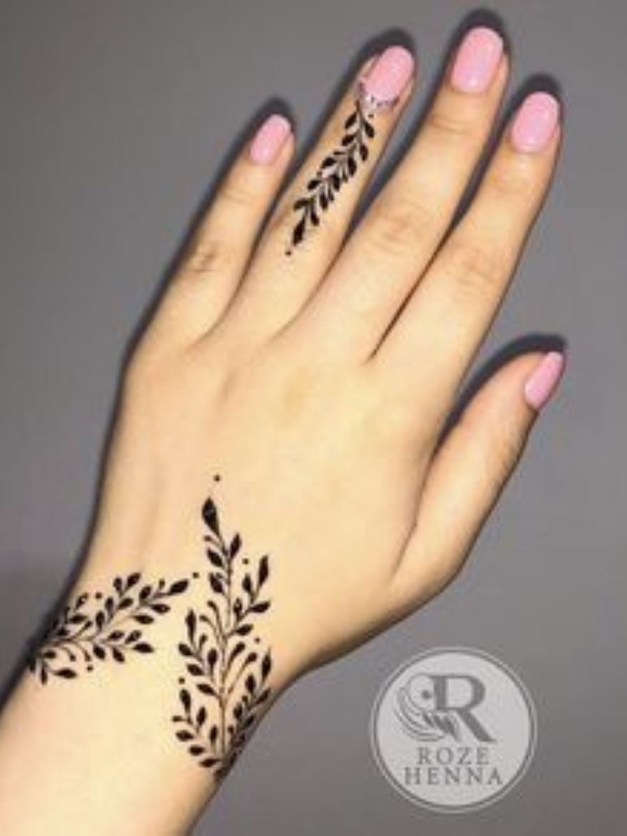 mehndi-designs-finger 